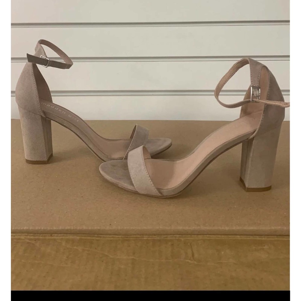 Madden Girl Nude Beige Heels Womens Size 9
